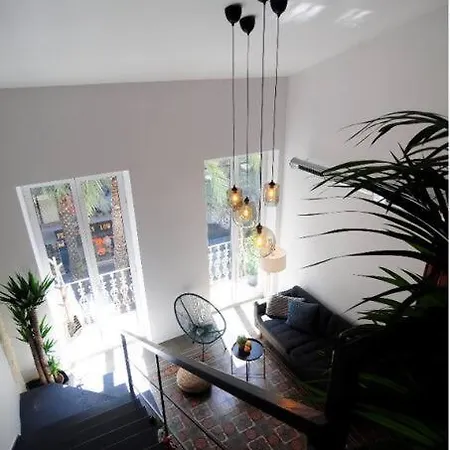 Duplex En El Centro De *